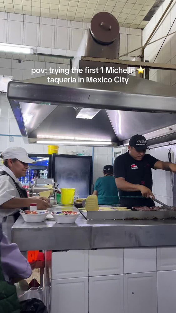 Tacos el califa de leon