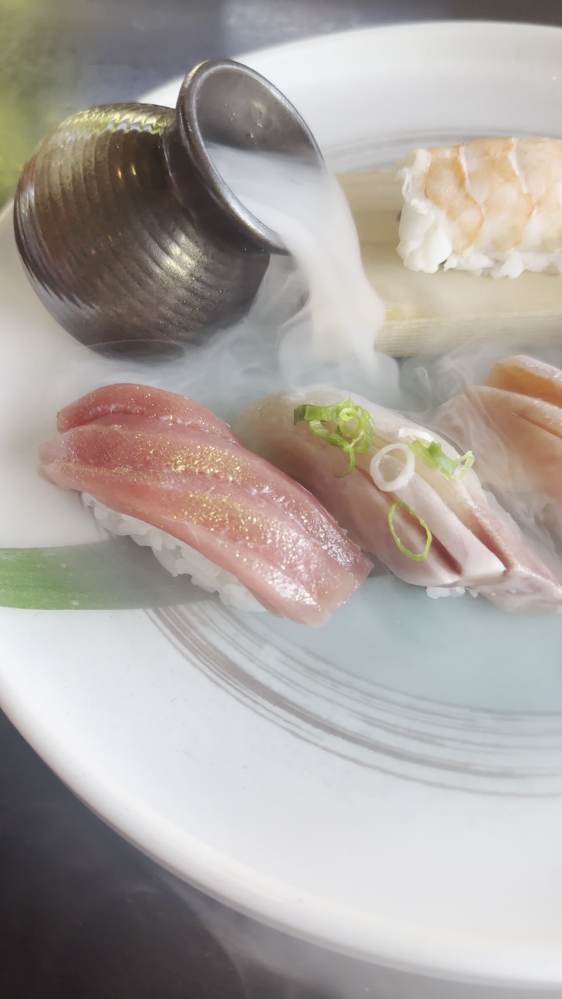 nikki sushi 