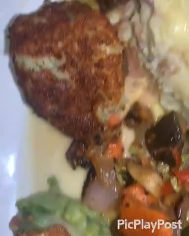 Cooper's Hawk Winery & Restaurant