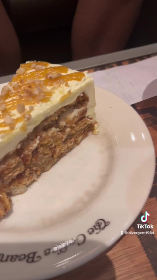 Video review of The Coffee Bean & Tea Leaf