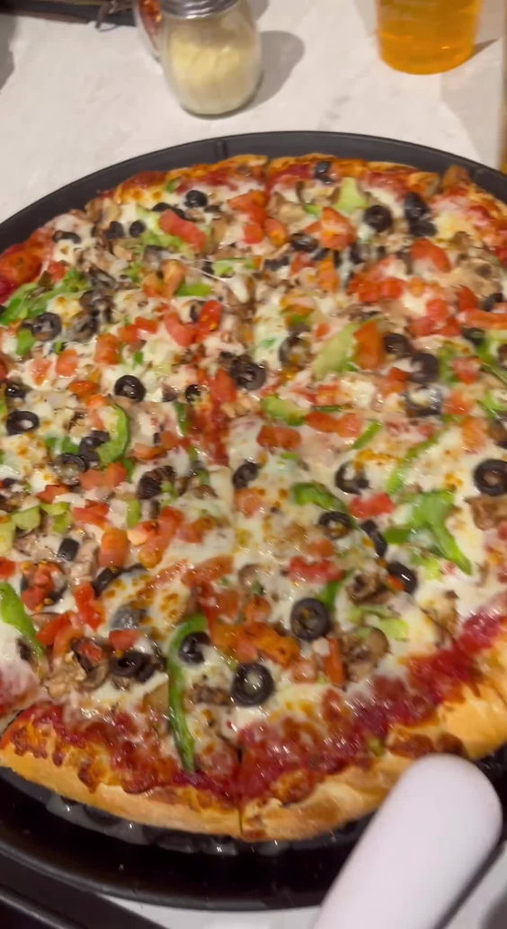 Barro's Pizza