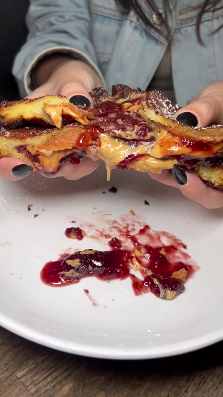 Avenue Social Kitchen & Cocktails