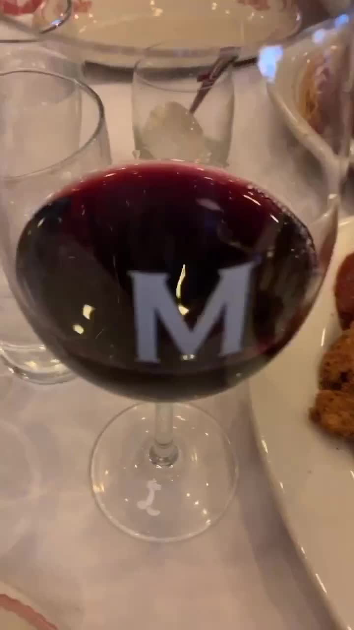 Maggiano's