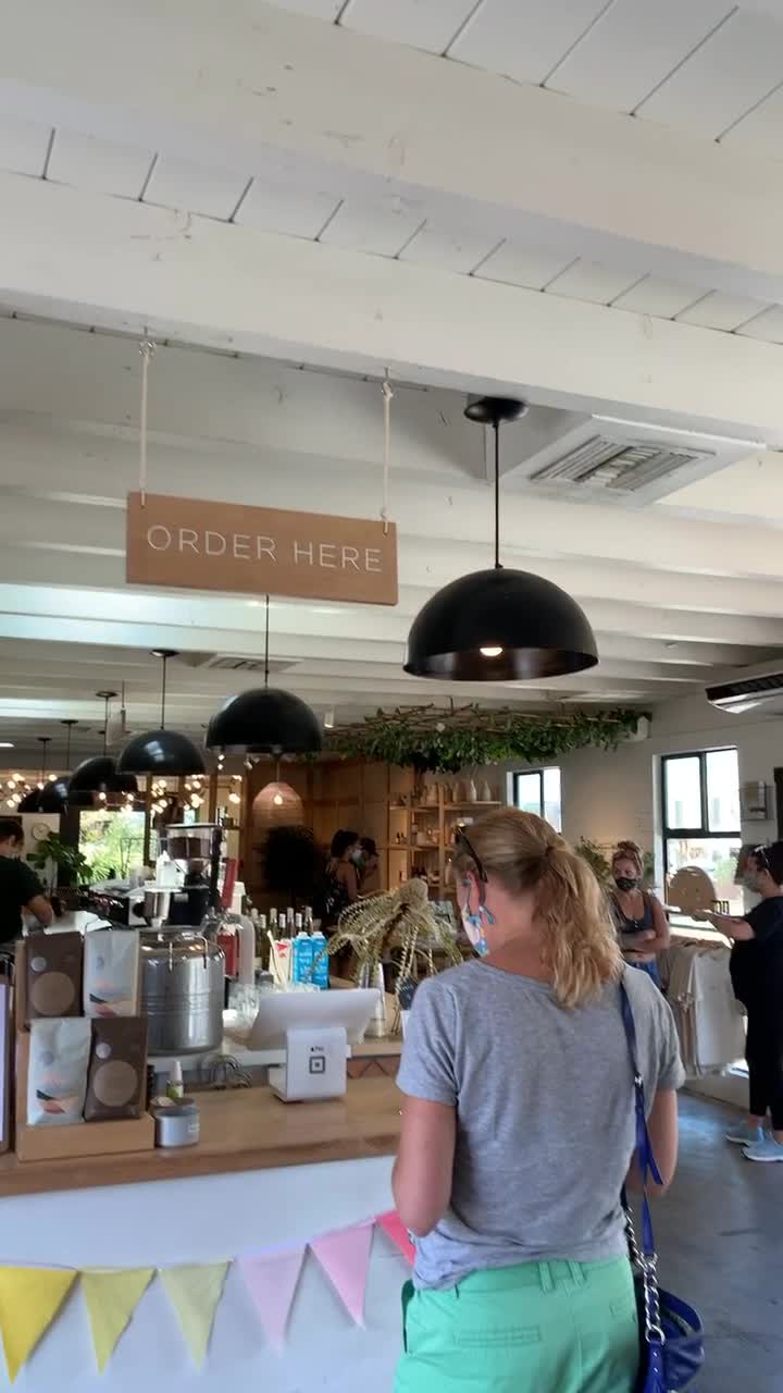 Video review of Communal Coffee