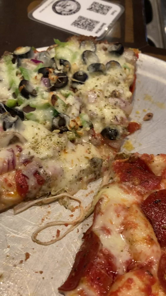 Bazbeaux Pizza