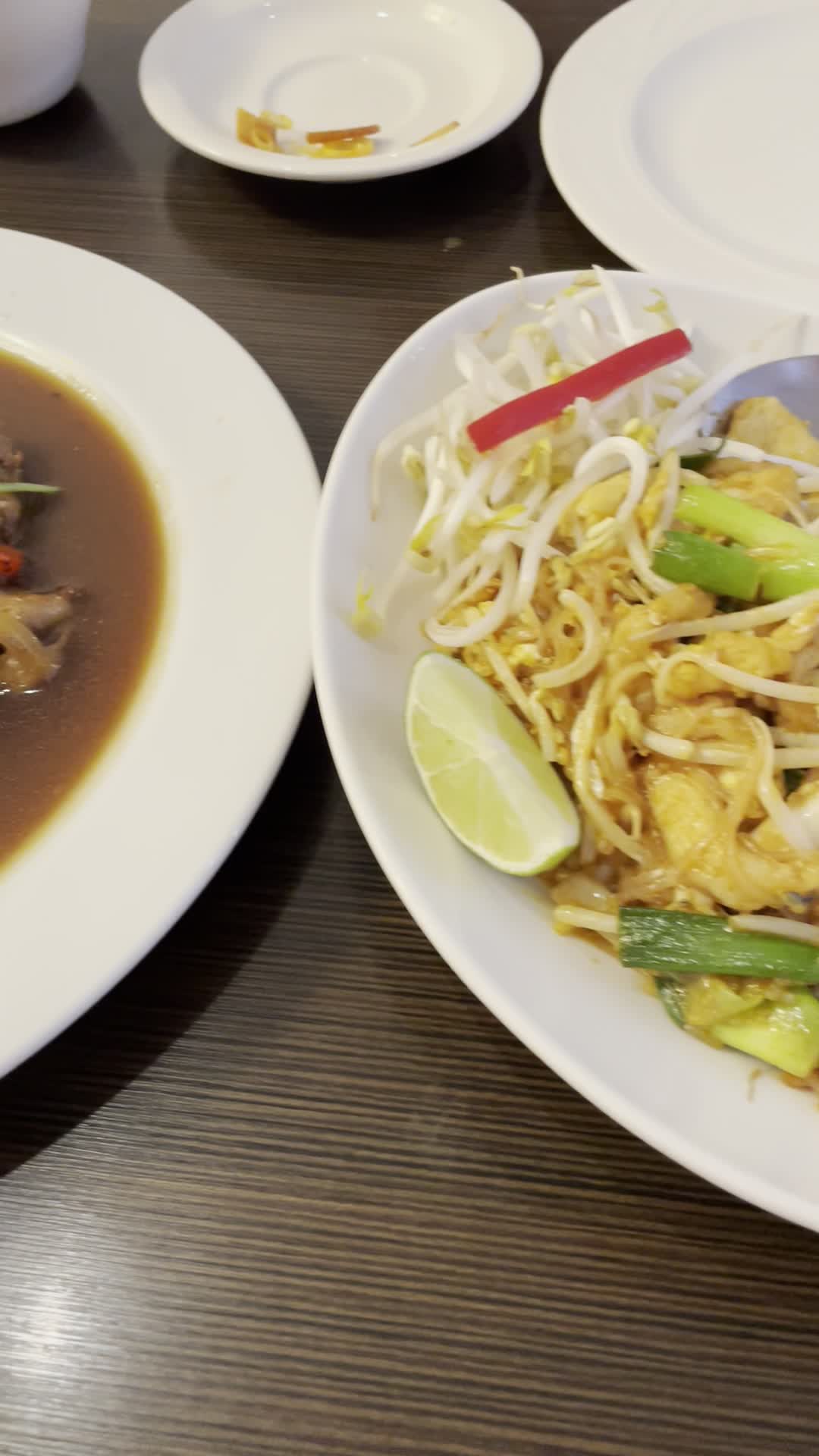 Arawan Thai Bistro and Dessert