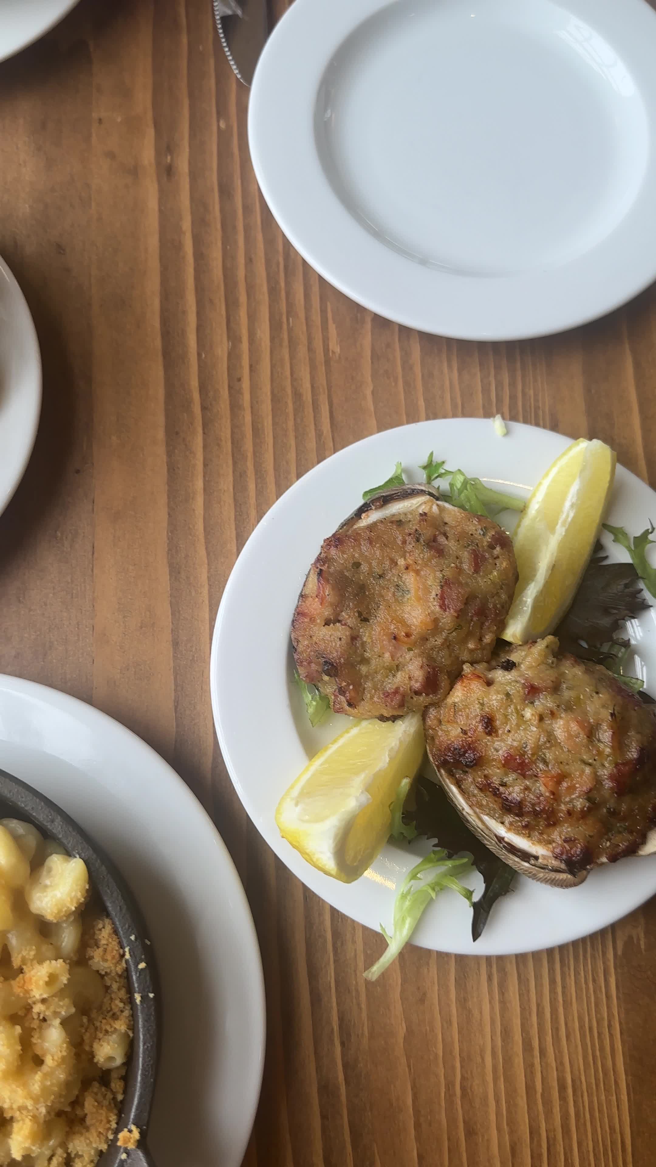 Robert's Maine Grill