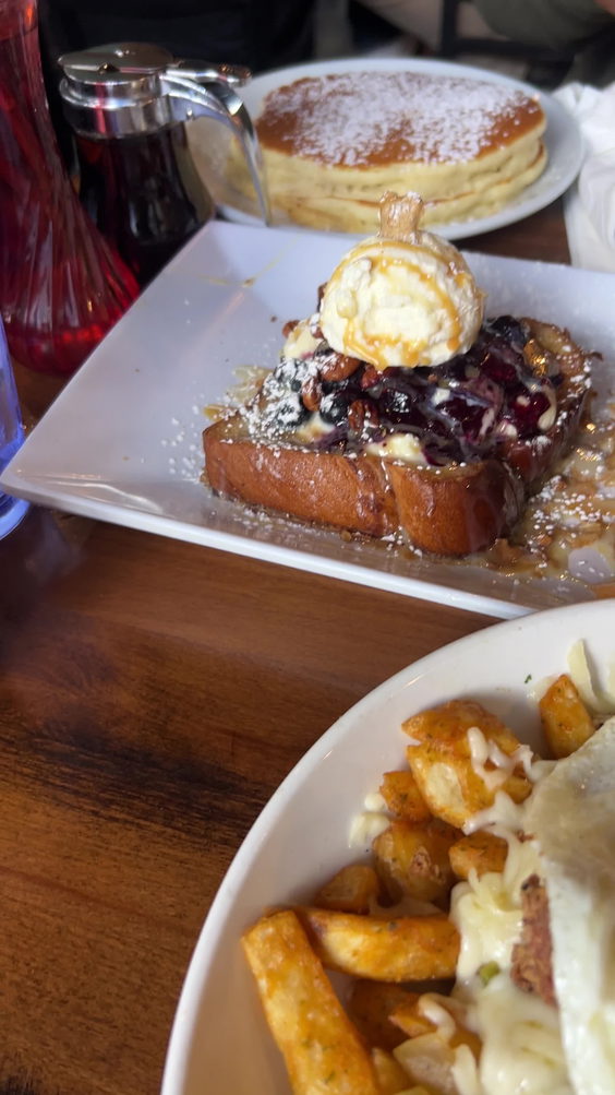 Honeybear Cafe