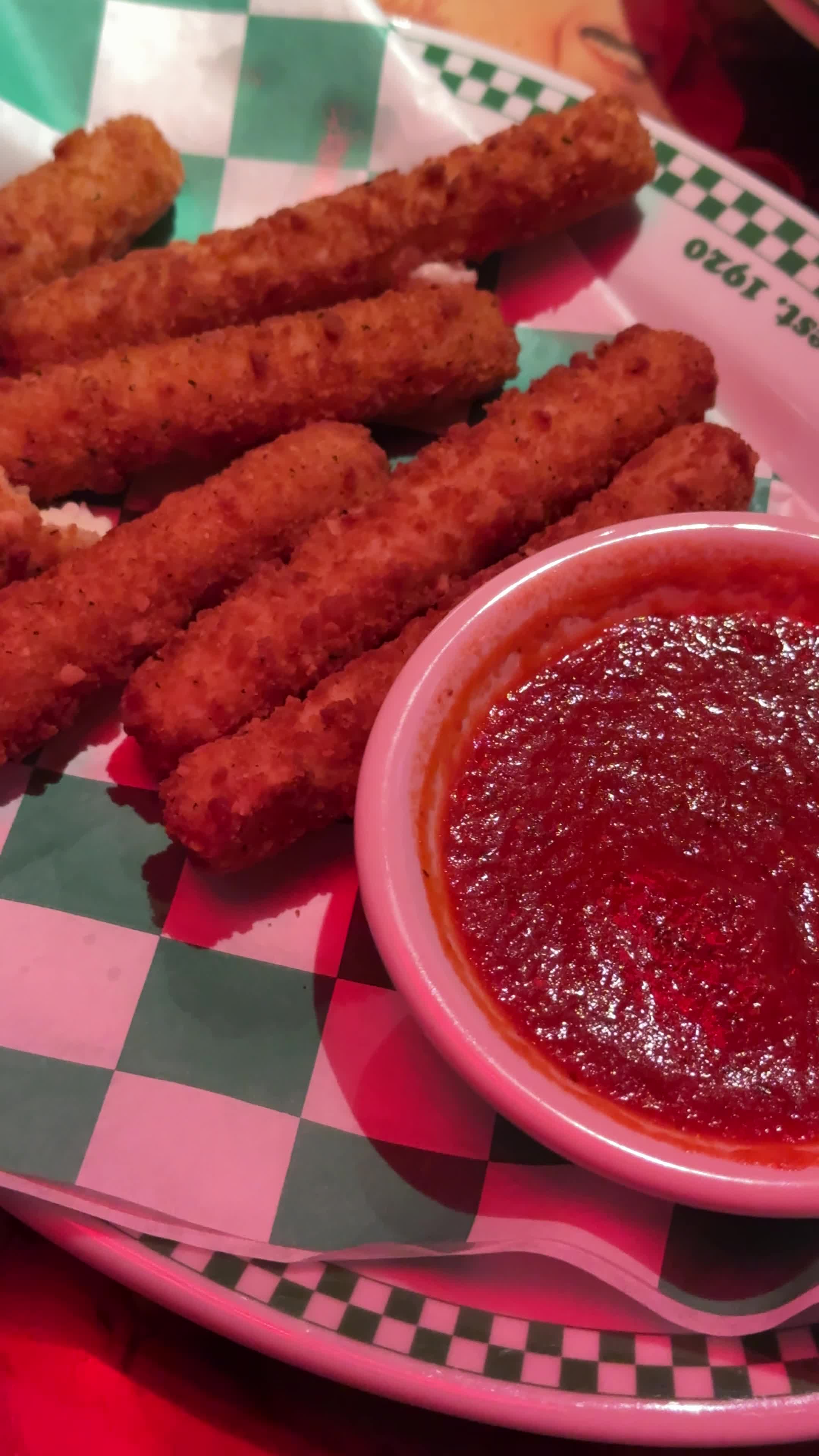 Video review of Barney's Beanery