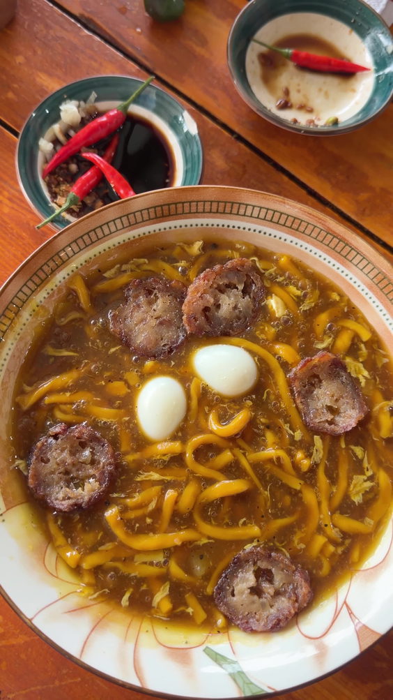 AA's Lomi - Lipa