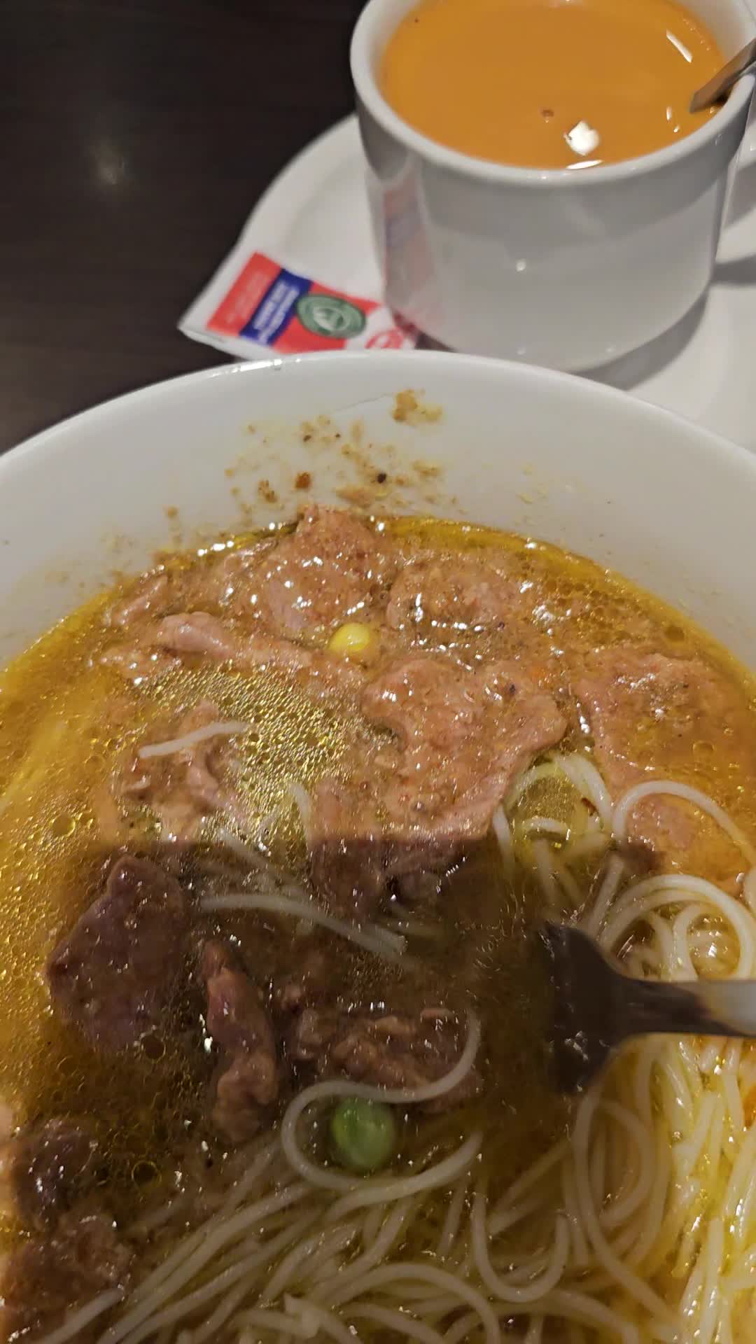 Video review of Goldsor Restaurant ????