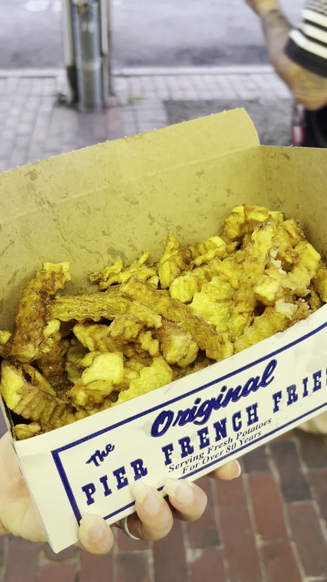 Video review of Pier French Fries