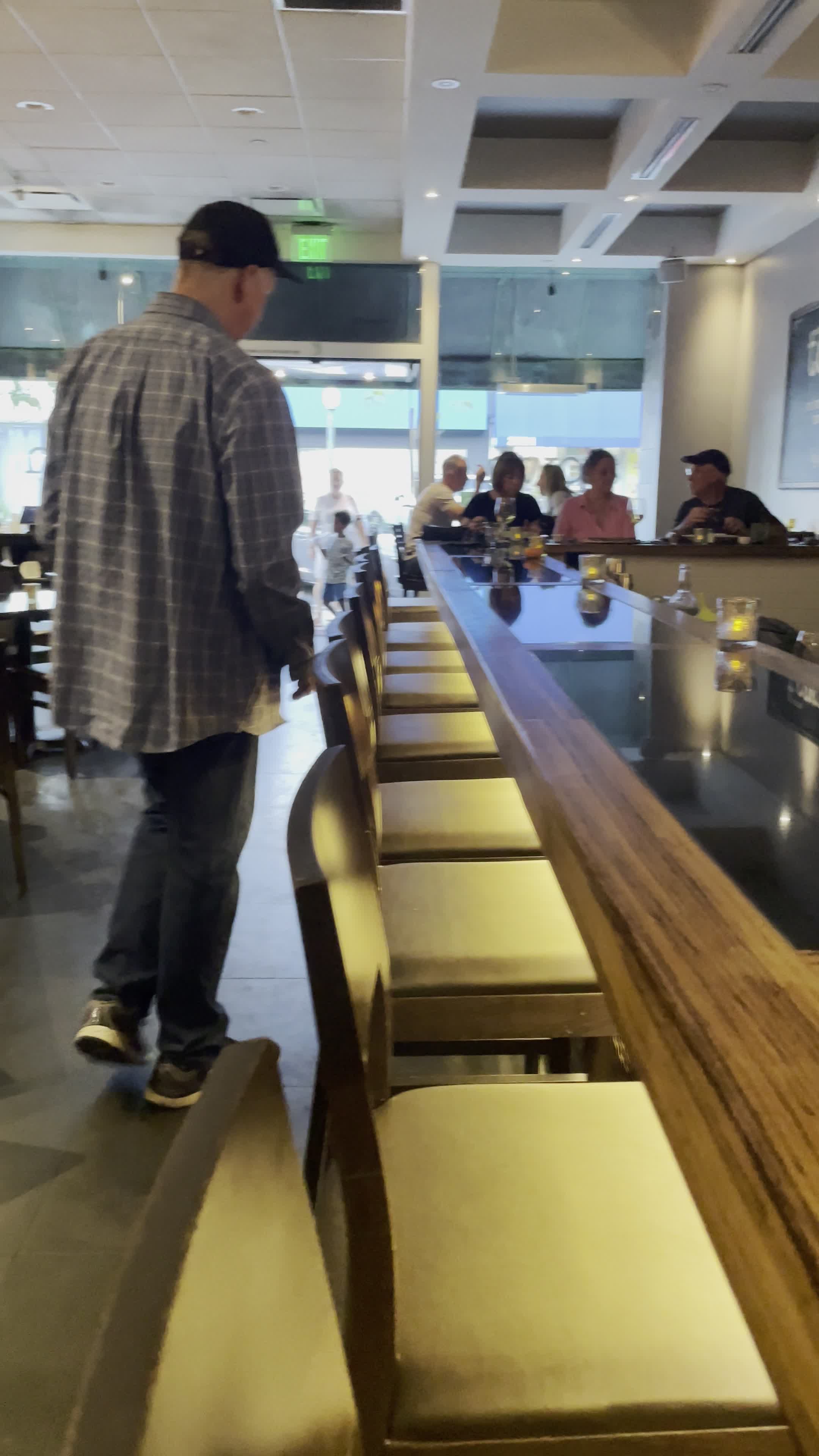 Montrose Town Kitchen and Grill