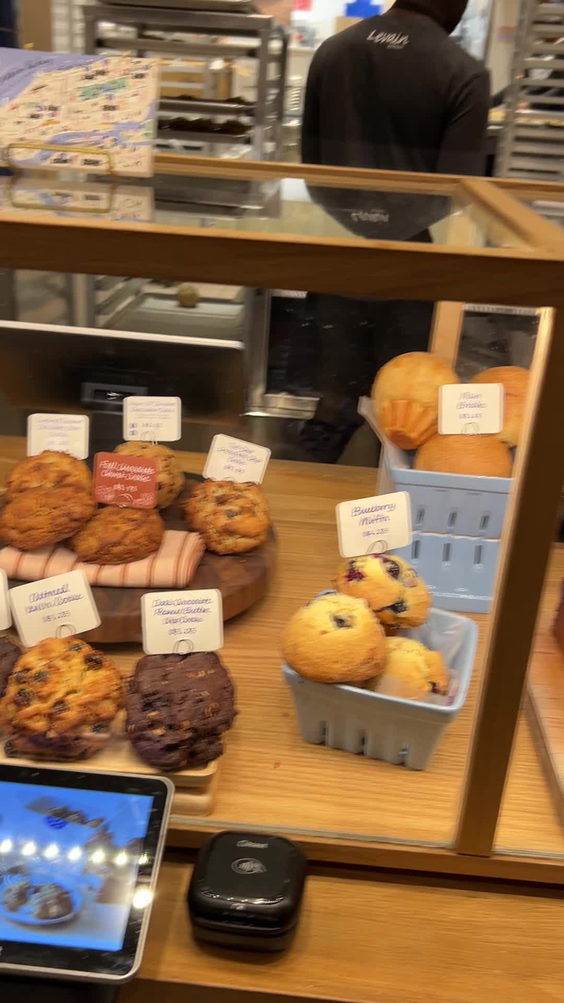 Levain Bakery – Flatiron