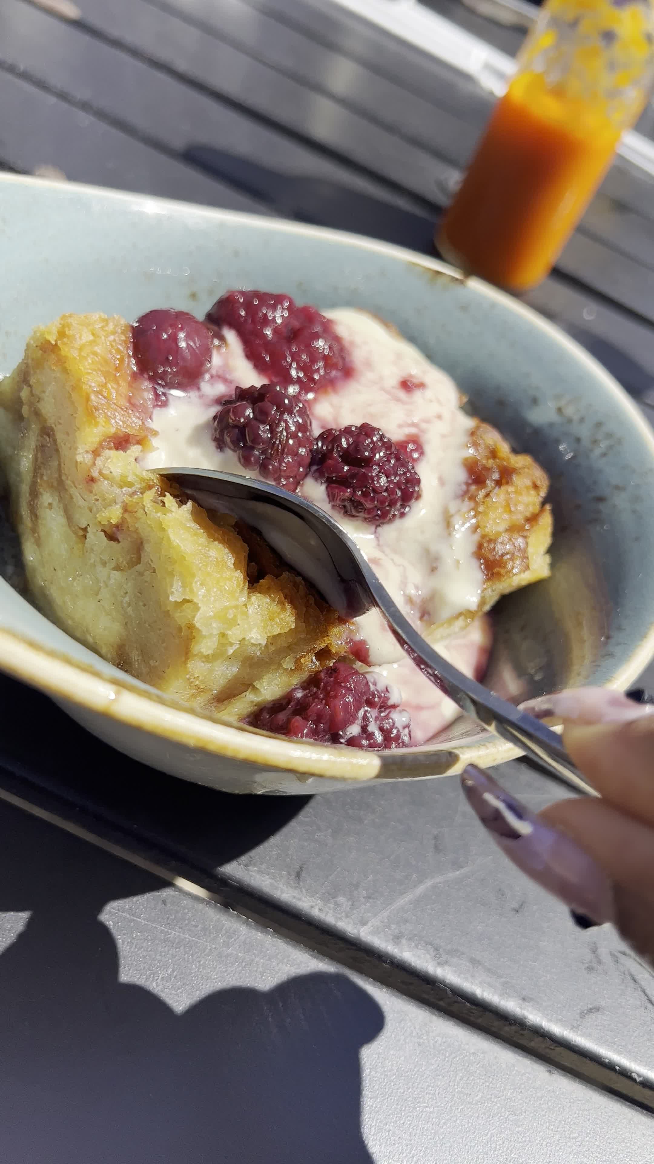 Video review of Lucille's