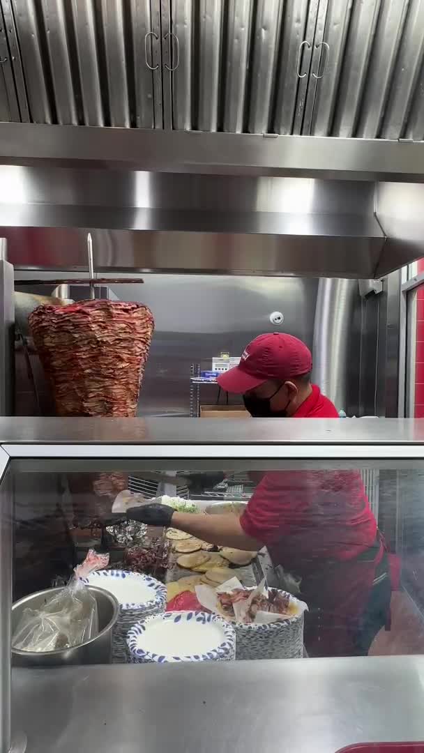 Video review of Tacos El Gordo