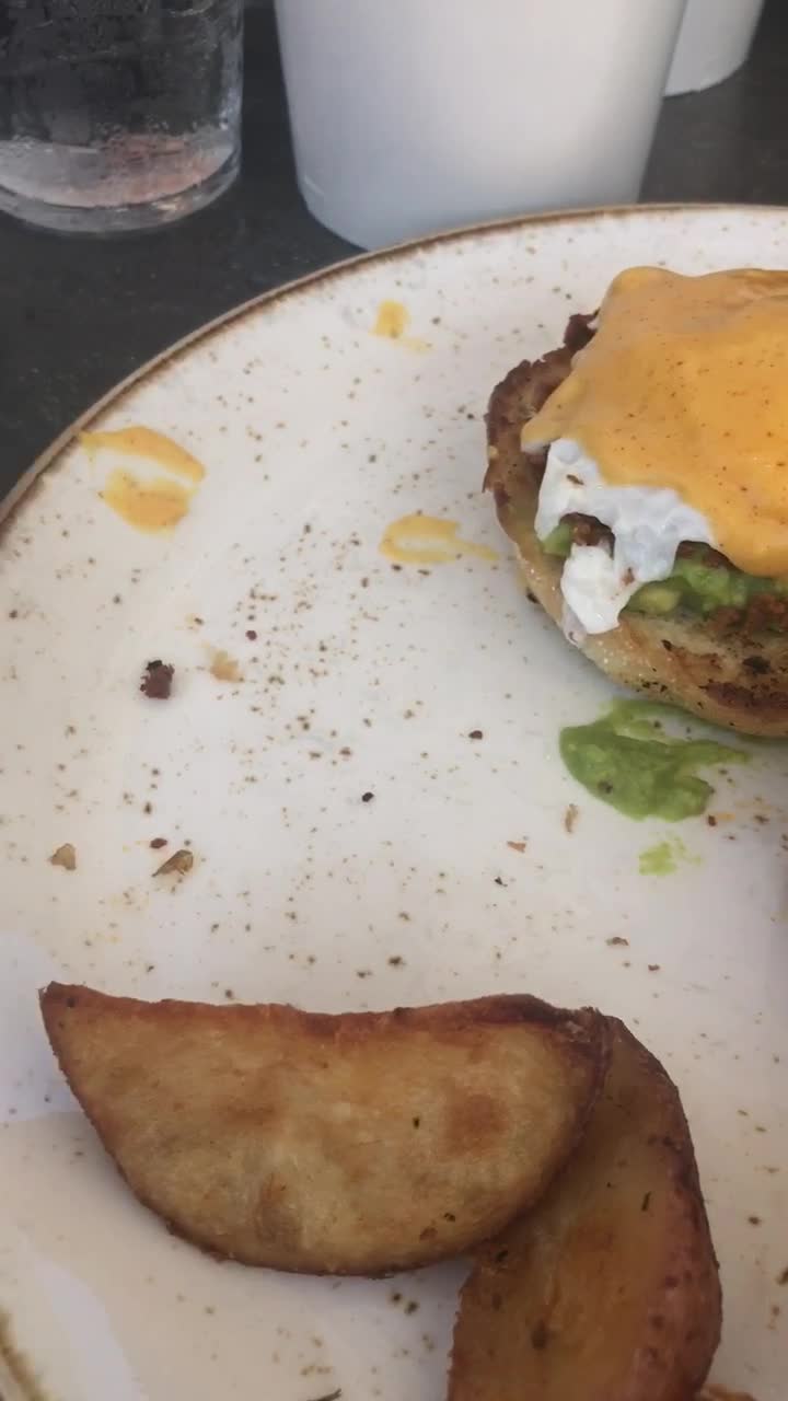 Video review of Clear Sky Cafe