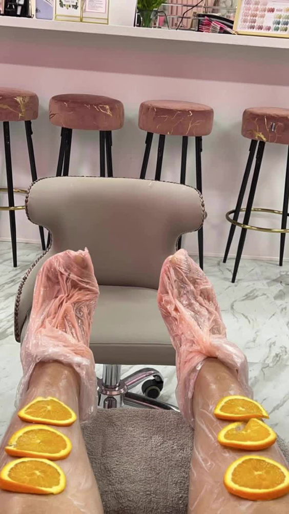 La Na Nail Lounge