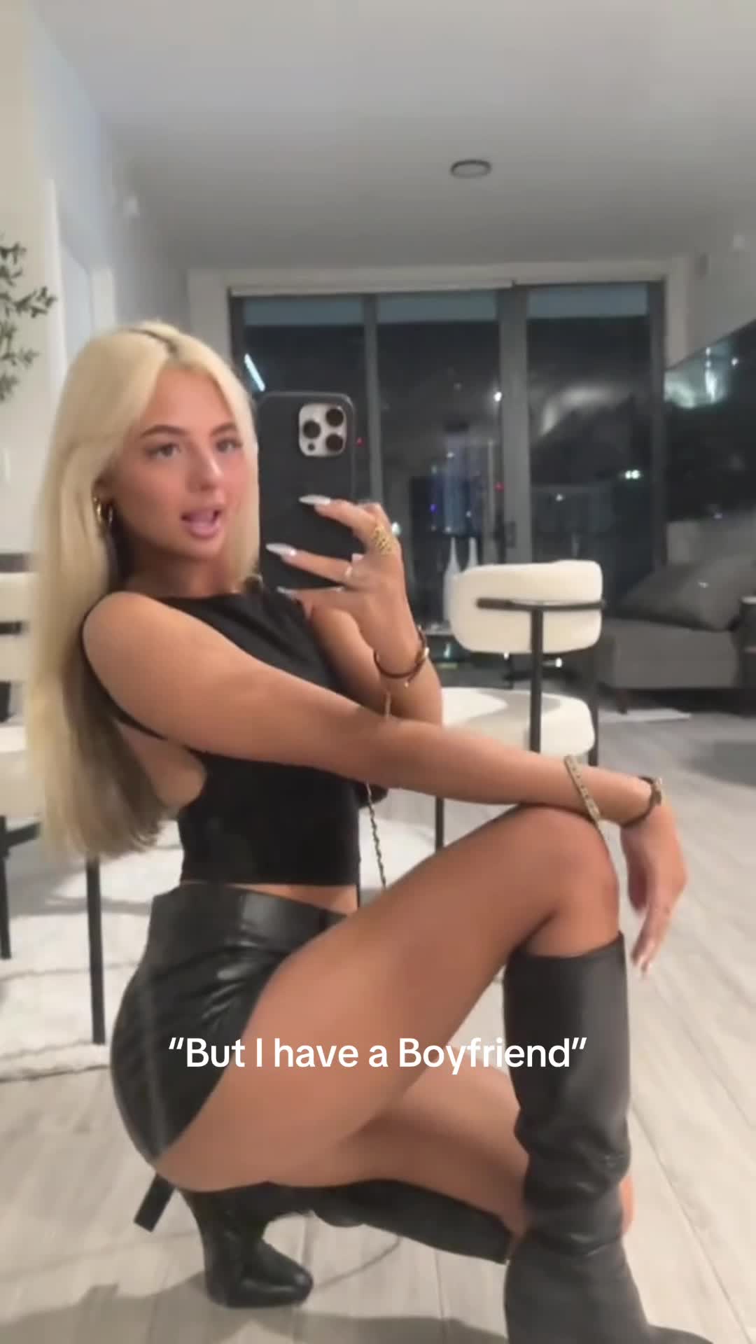 Hahs
