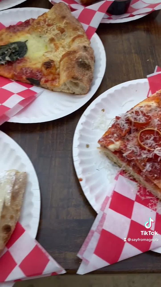 Zazzy’s Pizza