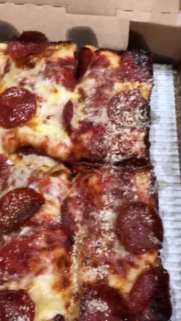 Jet's Pizza