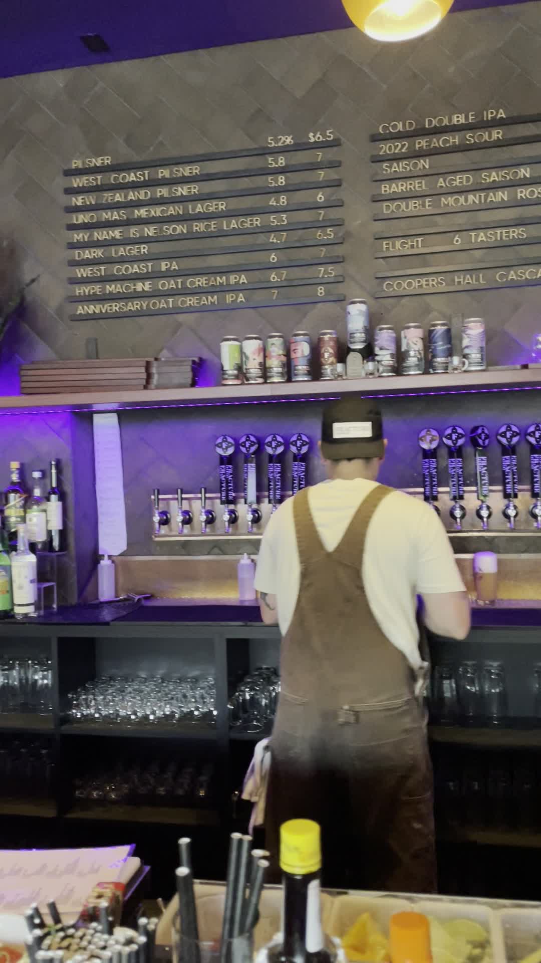 Video review of Fracture Brewing Tap Room
