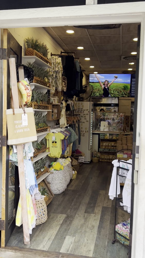 Maui Pineapple Store