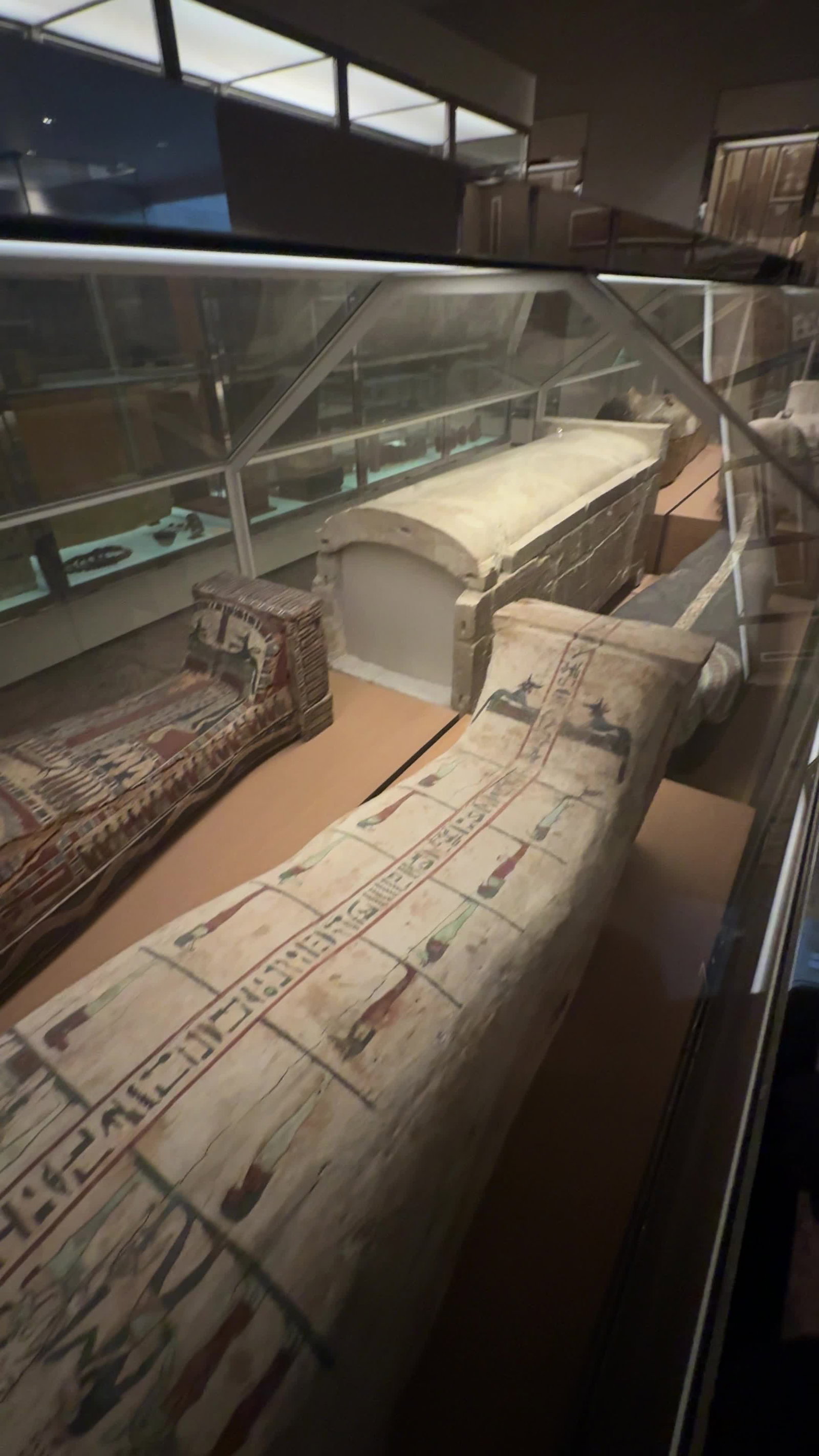 Video review of Temple of Dendur