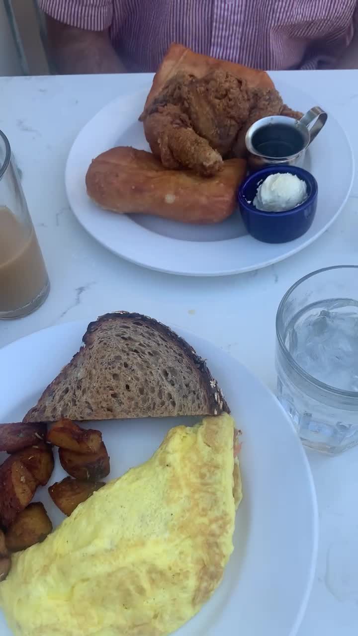 Liz's Cafe Anybody's Bar