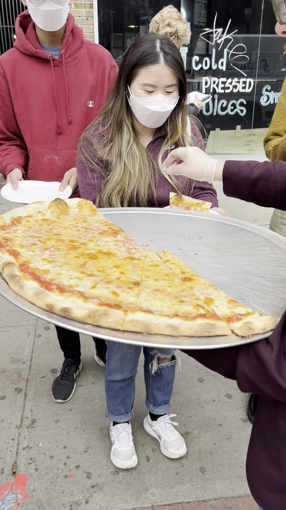 Joe's Pizza