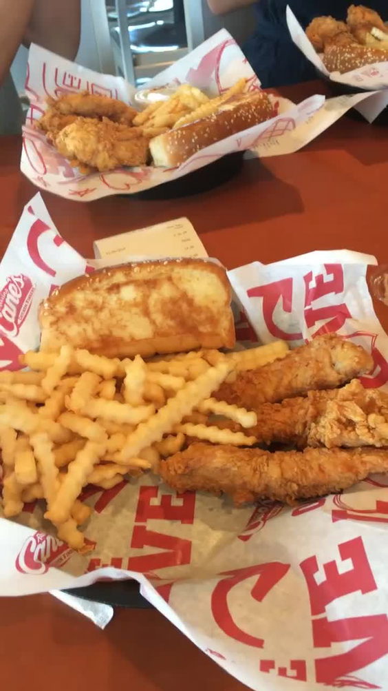 Raising Cane's Chicken Fingers