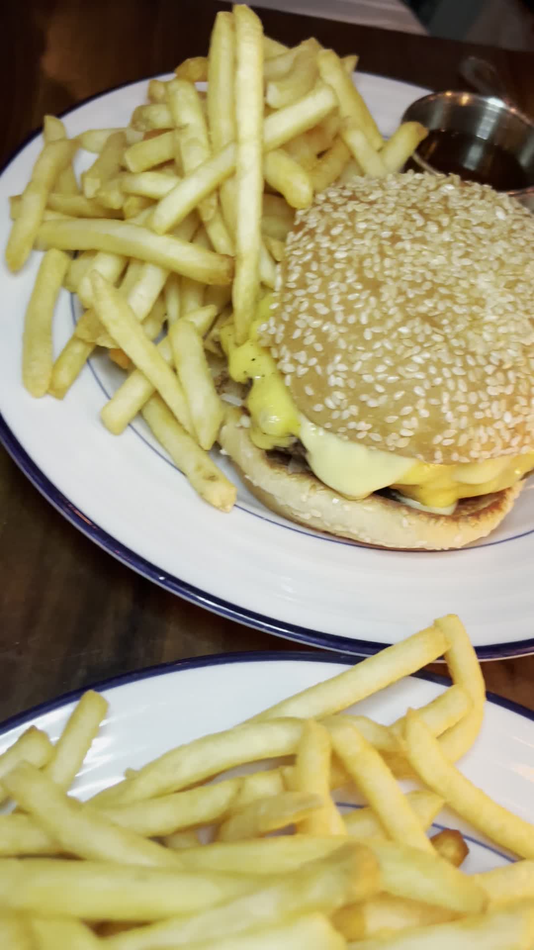 Video review of The Loyalist