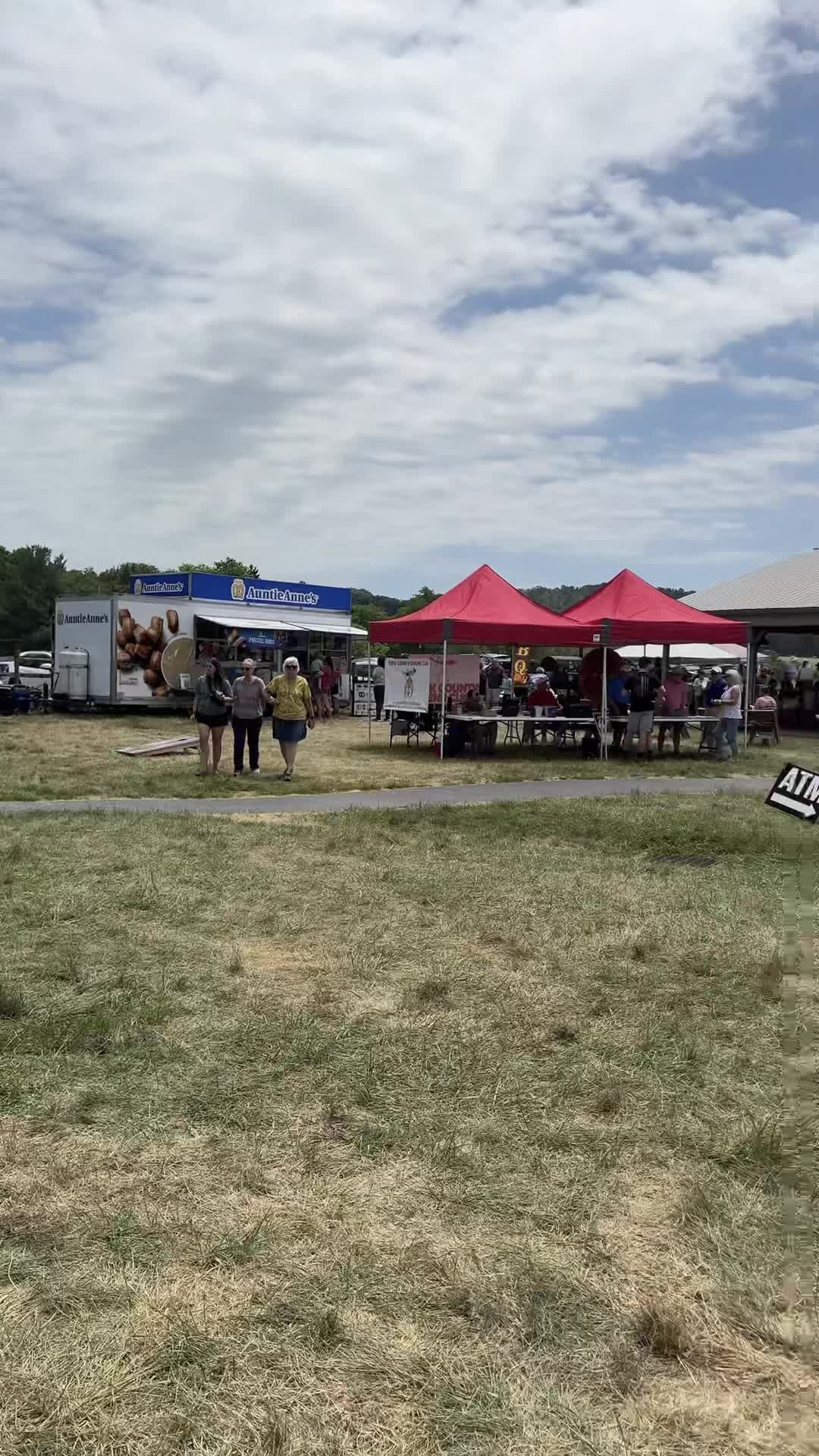 Flinchbaugh's Orchard and Market