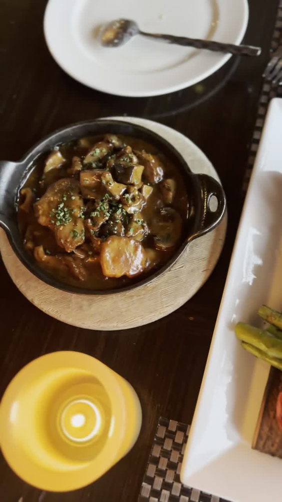 Six Seven Restaurant