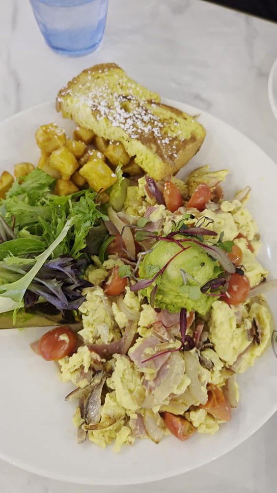 Le Kinaree Thai Eatery