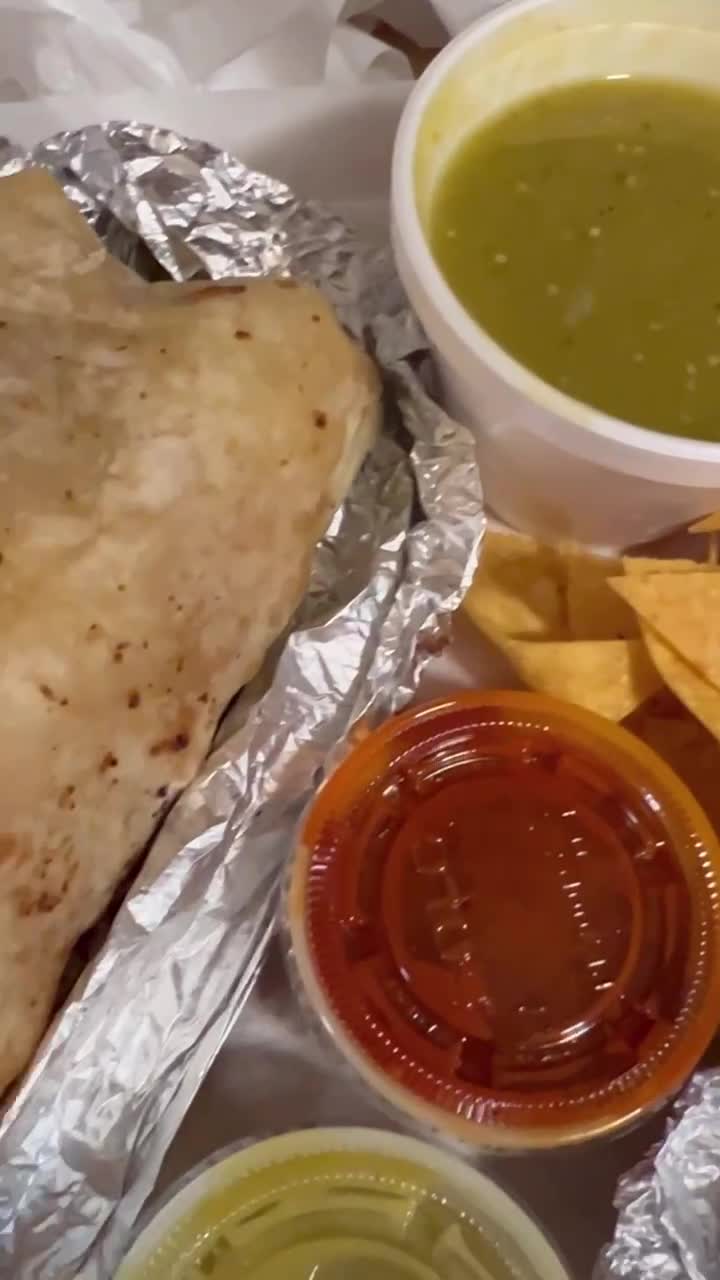 Video review of Taqueria el zarape