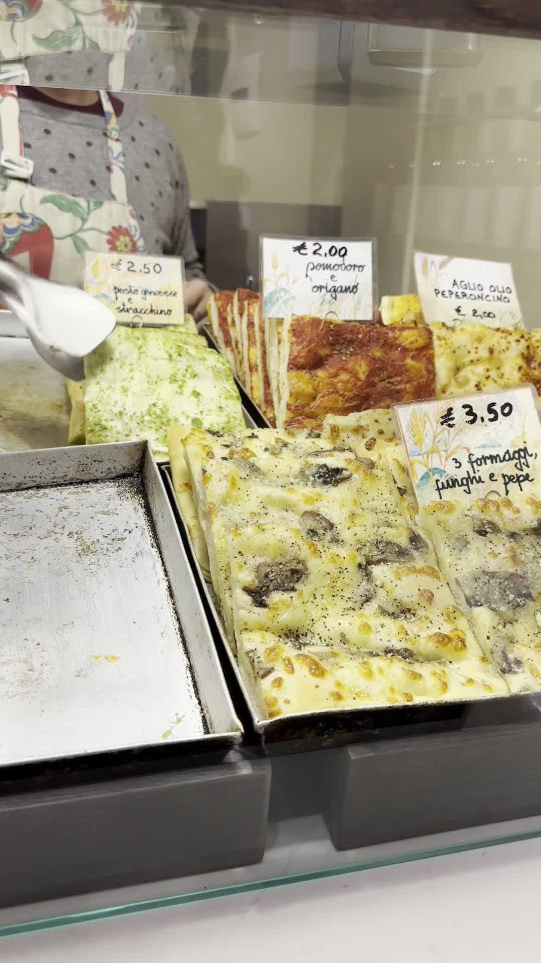 Focacceria Genovese (Focacceria e pizza Ponte Pietra)
