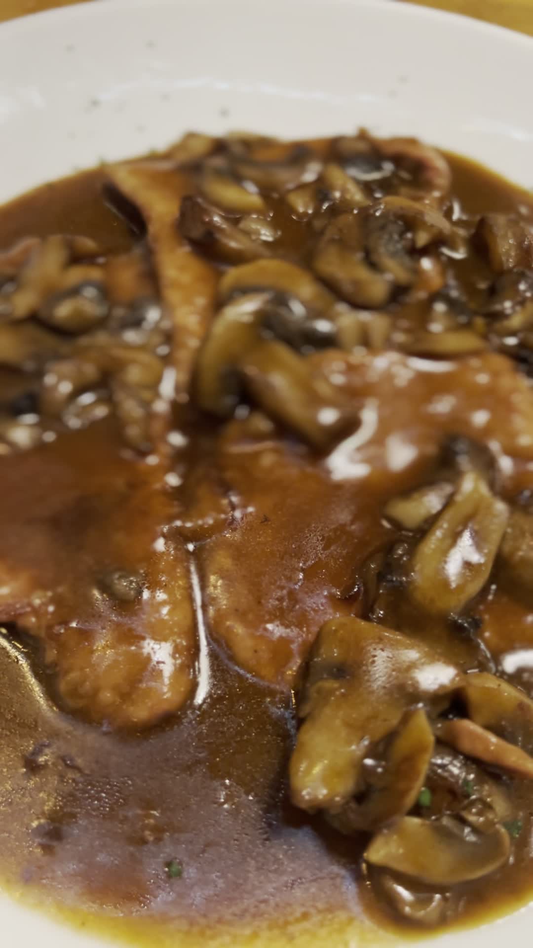 Modern Restaurant & Lounge