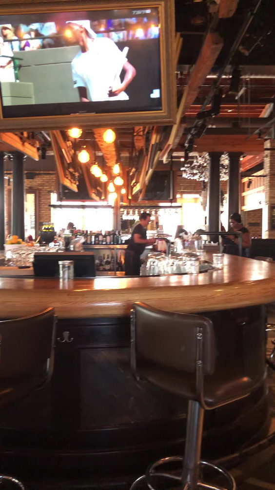 Scaddabush Italian Kitchen & Bar