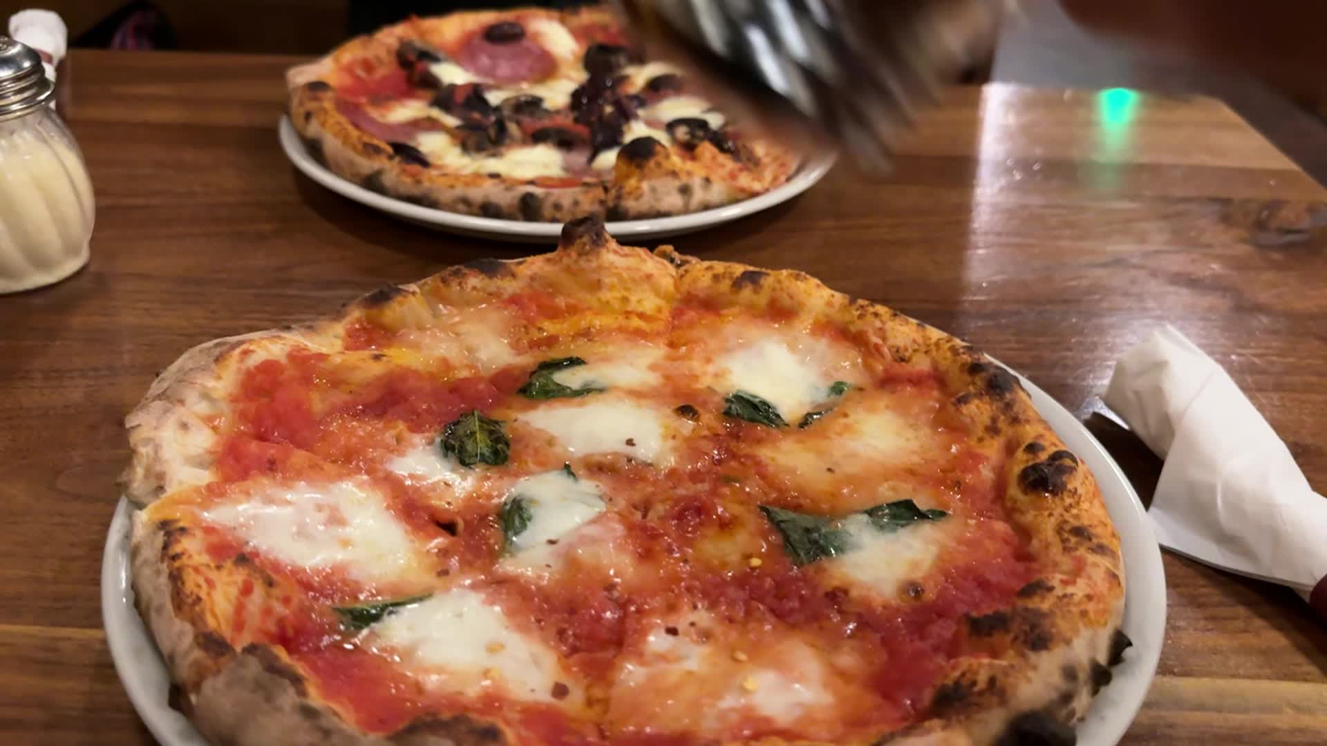 Video review of Pizza Brutta