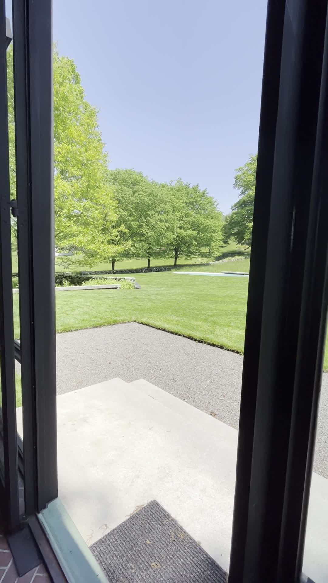 Video review of The Glass House