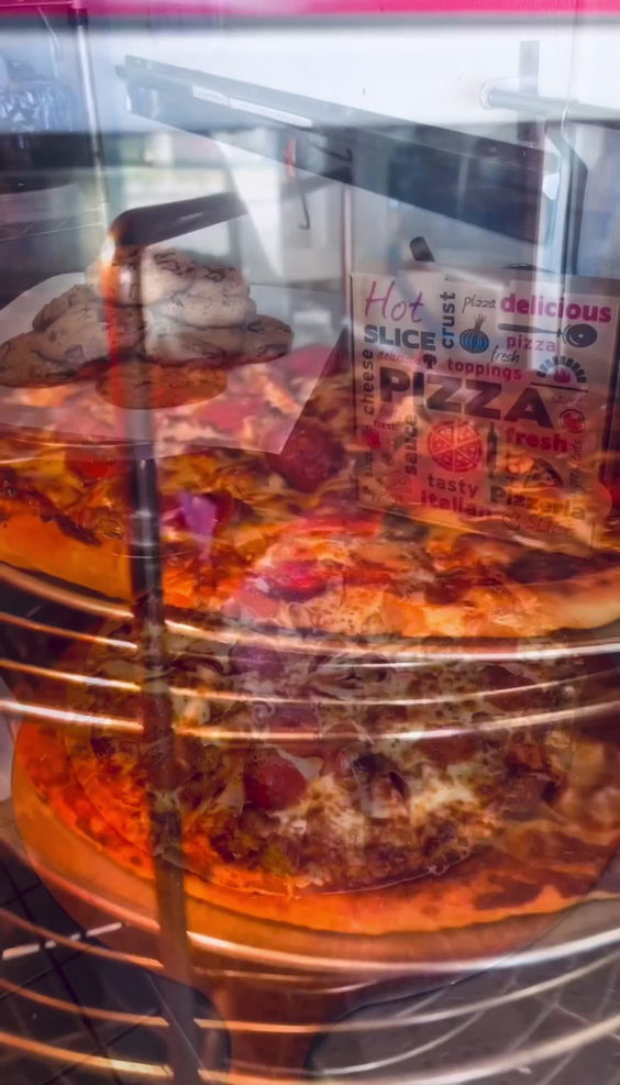 Late Night Pizza