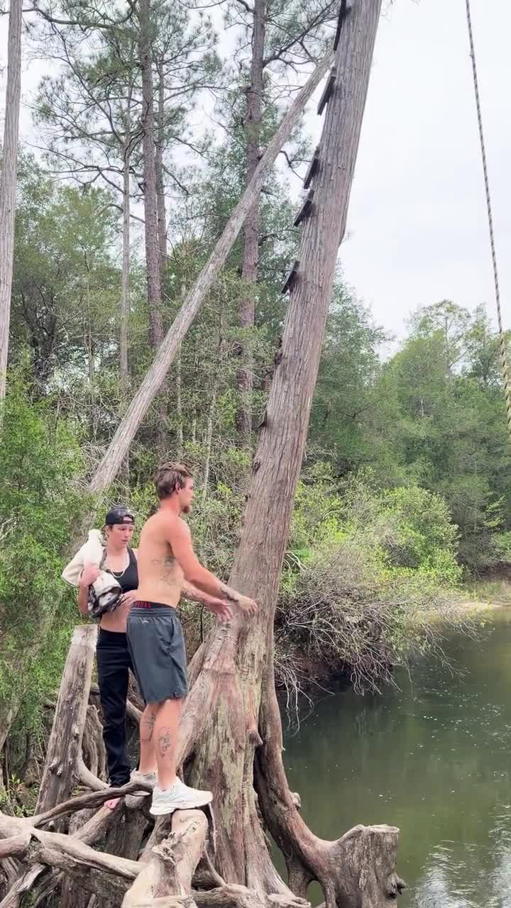 City Moment · Milton