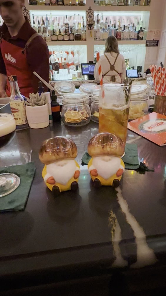 Tipsy putt speakeasy