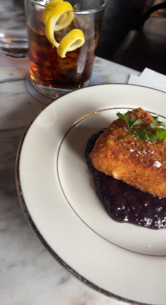 Video review of Bowen House