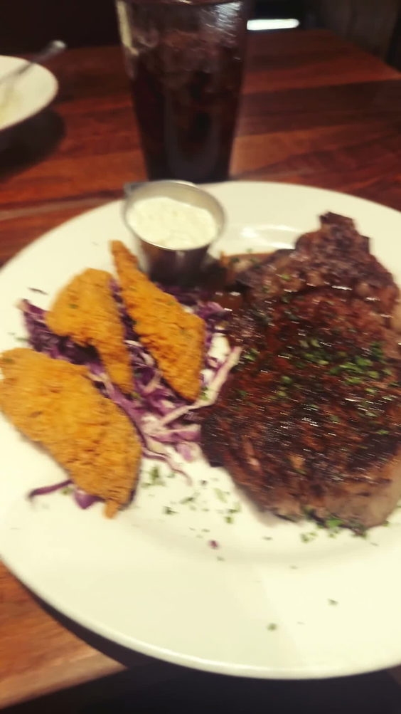 Trapper's Fishcamp & Grill