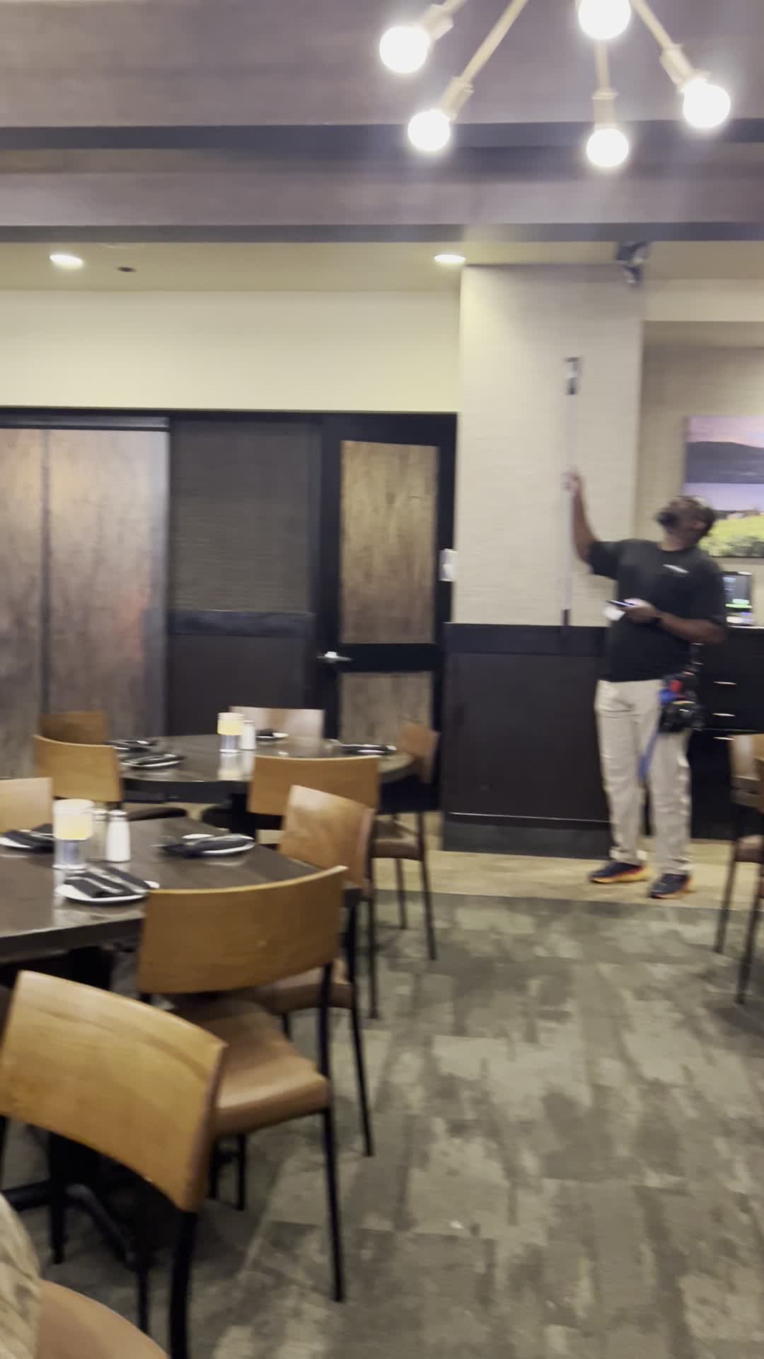 Video review of Cooper's Hawk Winery & Restaurant- Orlando - International Drive