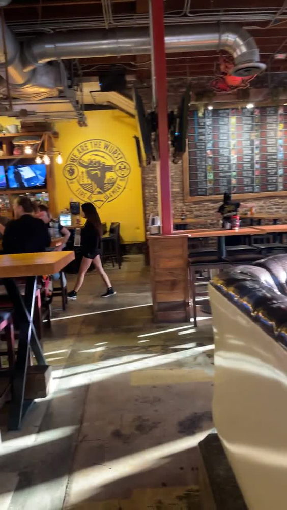 Hoptinger Bier Garden & Sausage House