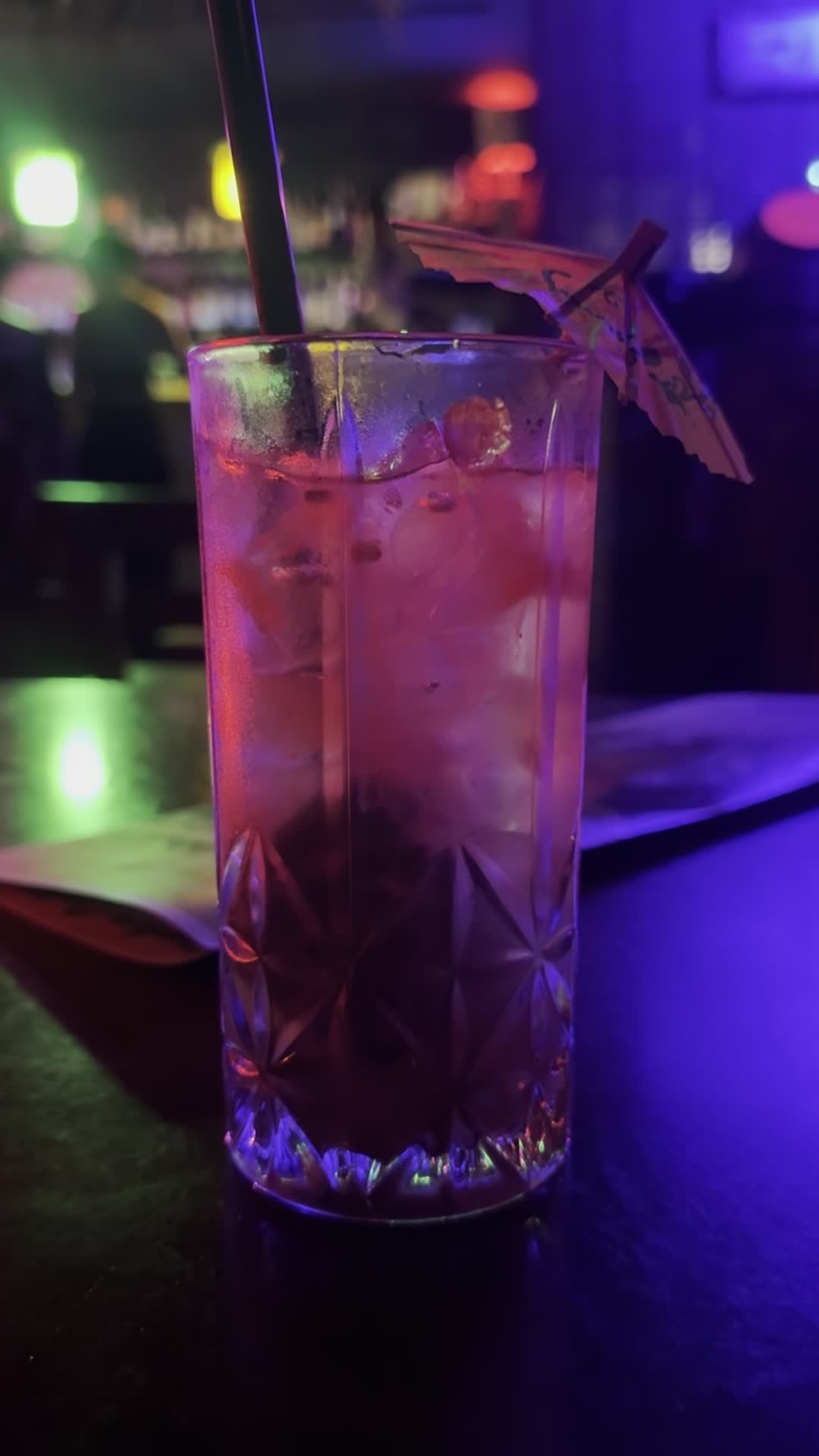 Video review of Frankie's Tiki Room