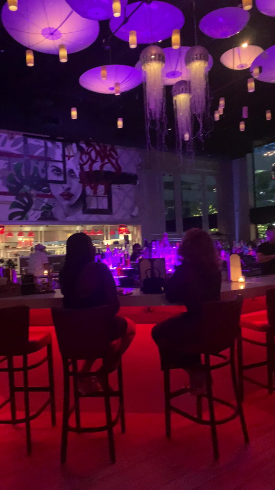 Ventanas Restaurant & Lounge